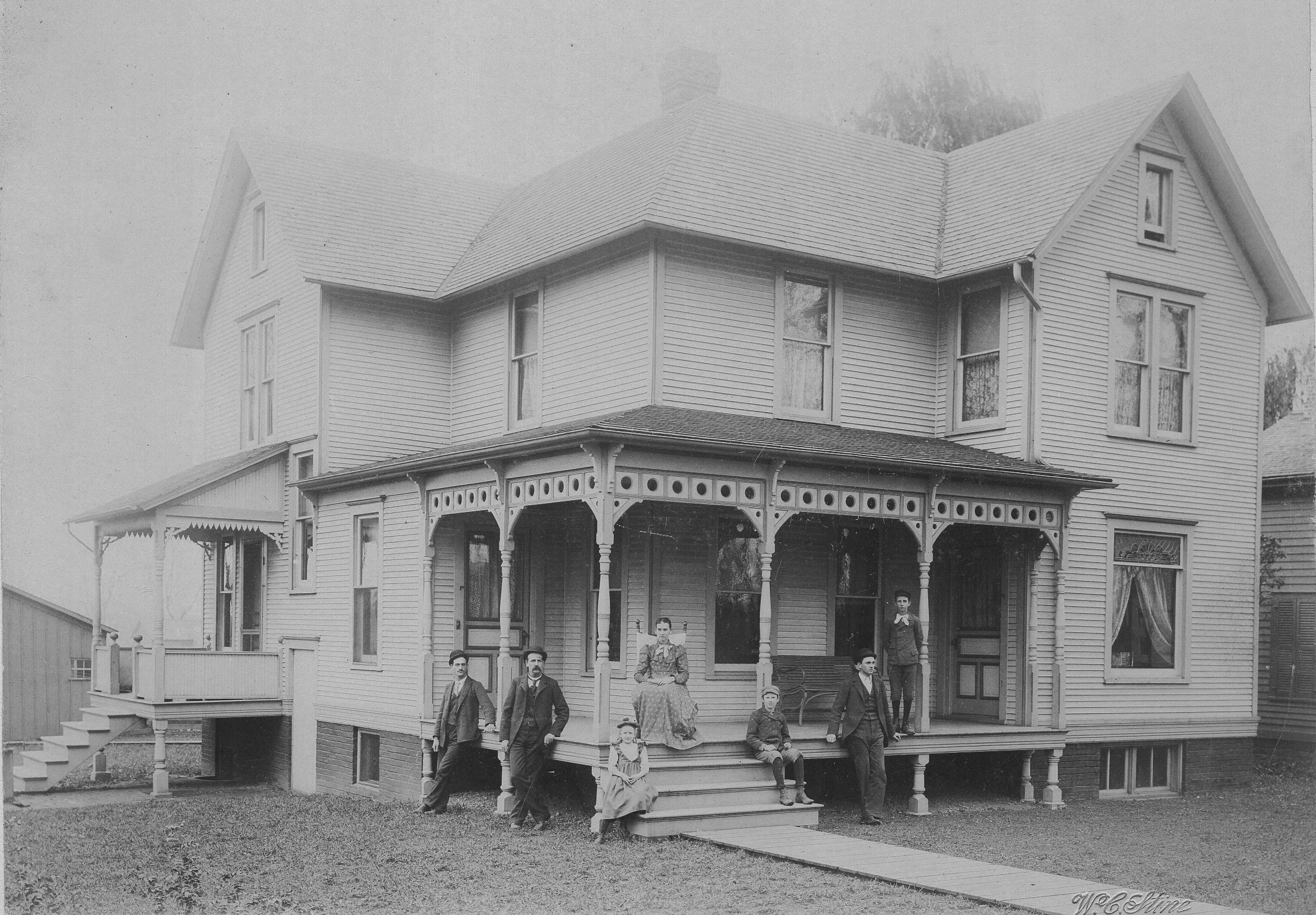 Catalog Queen Anne House Ca. 1890